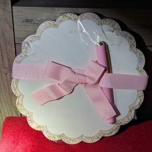 Scalloped Edge Notepad And Pen Set